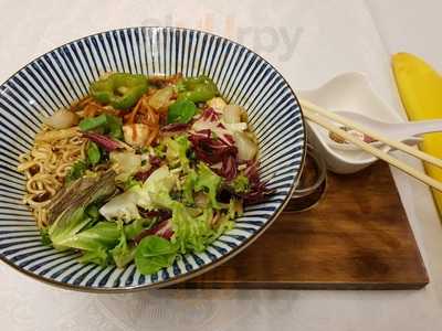 Miya Restaurante Oriental