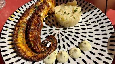 Tasca Gallega El Patio Del Abuelo