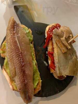 El Rinconcito Gastrotaberna - Café