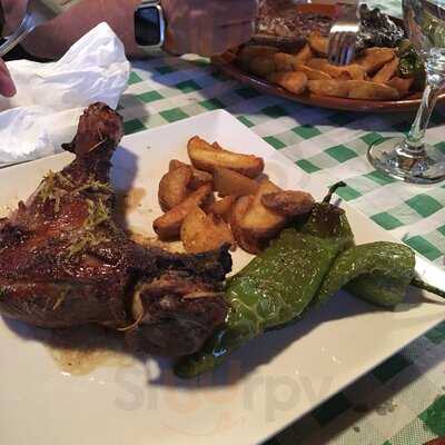 Los Establos Grill Bar