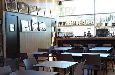 Bistro Crème De La Crème