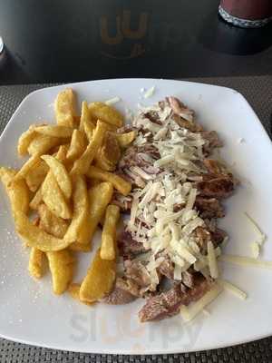 Bistro Crème De La Crème