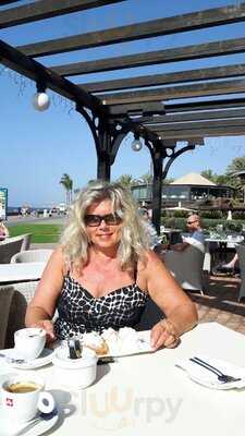 Maximilians Cafe-boulevard El Faro