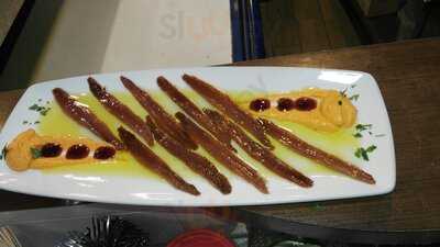 Bodega Gastrobar Santi