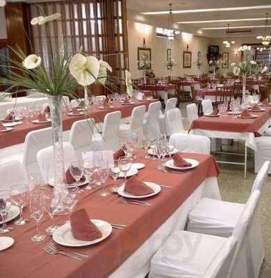 Hostal Restaurante El Paso