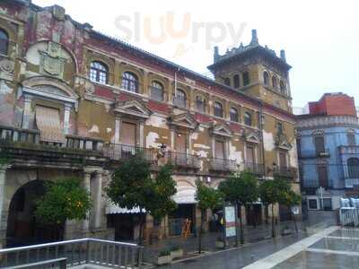 Taberna Los Barriles