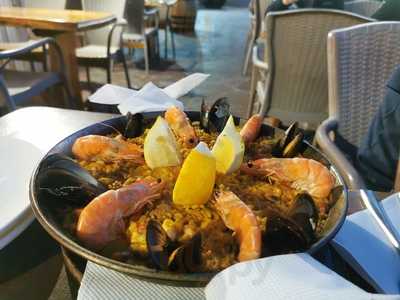 La Paella Rustica