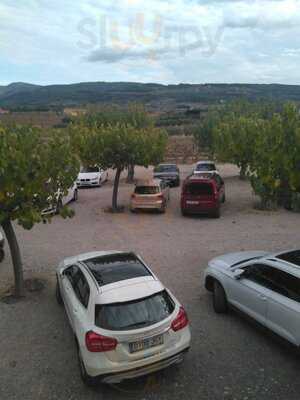 Caves Canals & Domingo