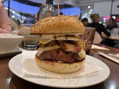 L'espai De Les Tapes