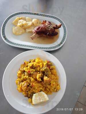 El Cruce Restaurante Cafeteria