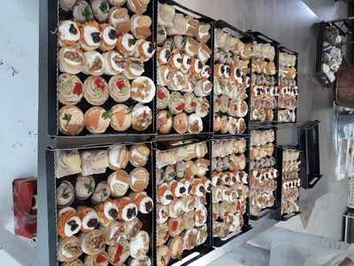 Medina Molina Hermanos - Pastelería