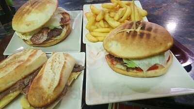 Hamburgeseria Tip Top