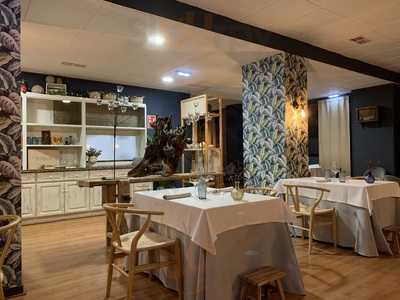 Roble By Jairo Rodriguez