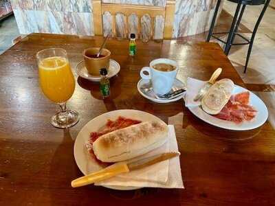 Meson Fuente Del Pino