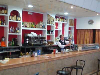 Cafetería Restaurante "los Arcos"
