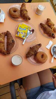 Serra, Panaderia Pasteleria