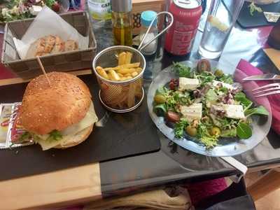 Photo 4