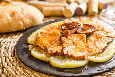 Restaurante Com En Casa Silla