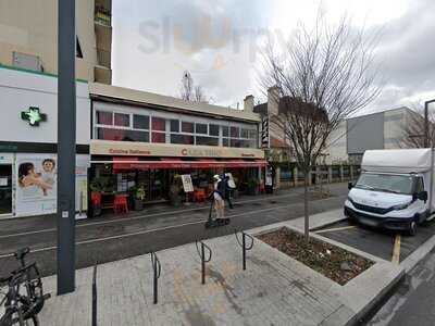 Photo 3