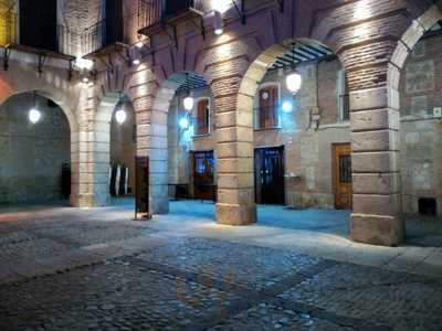 Bar De Tapas La Plaza