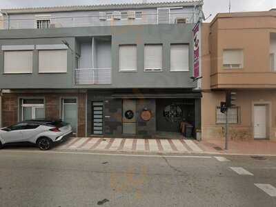 La Cosa Nostra Pizzeria