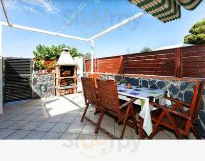 Bar Restaurante Las Piscinas De Can Batlle