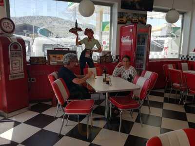 Only You Café-bar 50's Diner