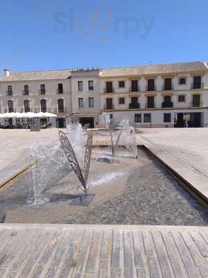 Restaurante De Cocina Mediterránea En Baena