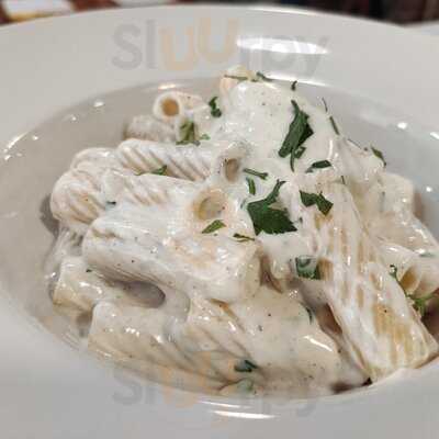 Italian Village Restaurante Pizzeria