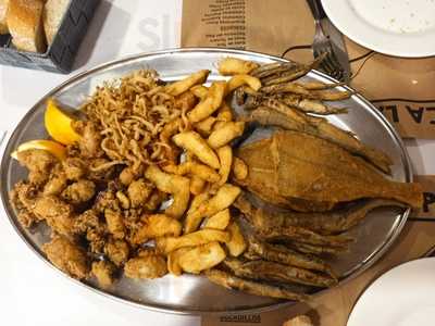 Restaurante De Aquí Y De Allí