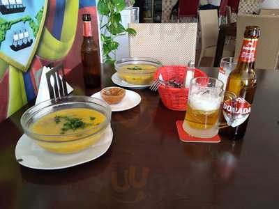 La Fonda Parrilla Bar