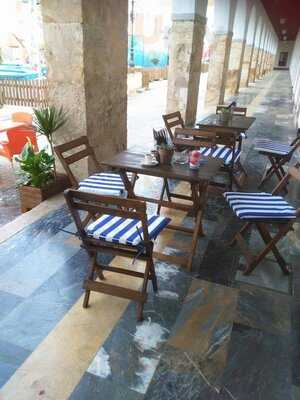 Heladería Cafetería La Rosa