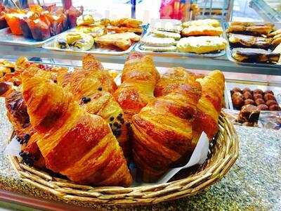 Niza Pasteleria Panaderia