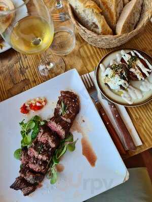 San Carlos Bar Restaurante - Photo 8