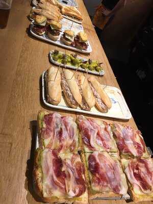 Irati Taberna Topalekua