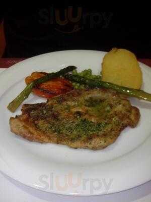 Alau Restaurant & Tapes