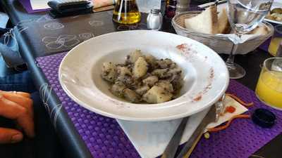 Bar - Restaurant Pirineus