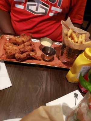 La Guagua Cafe Cocina