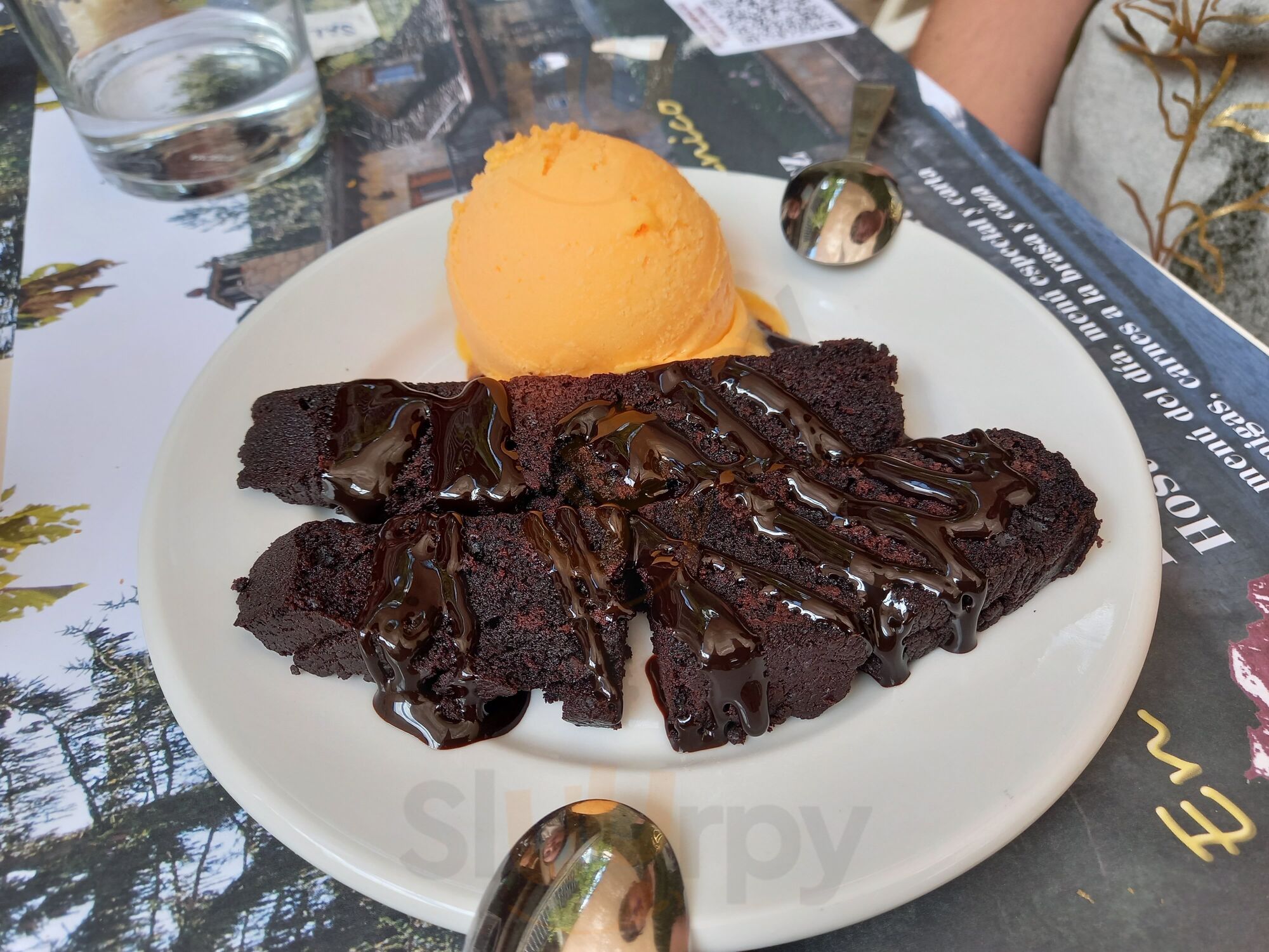 Restaurant Santa Cruz De La Seros