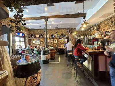 Vinoteca Sal De Vinos