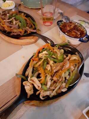 Chihuahua Tacos Y Tragos