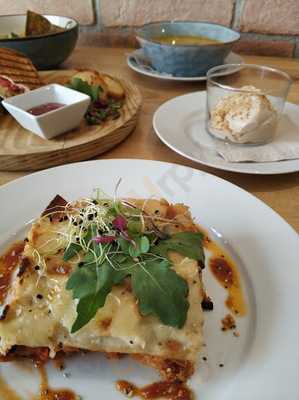 El Jardin De Los Dragones