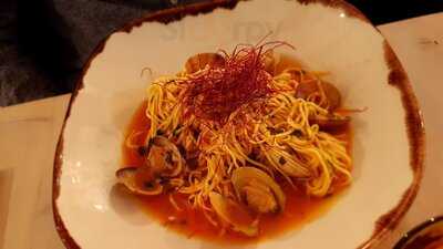 Davanti Food & Market