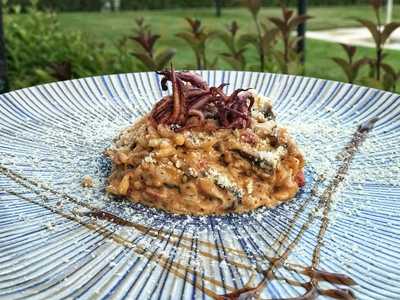 El Club De Virgen De Iciar