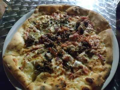 Caruso Bar- Pizzeria