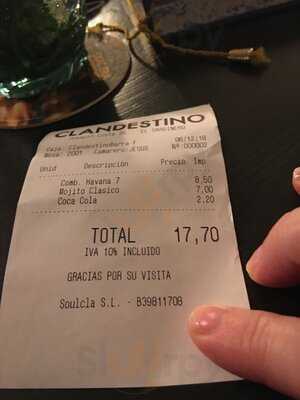Clandestino Cocteleria Pub