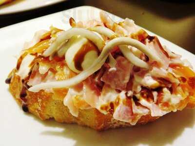 Tapas Y Pinchos Victoria