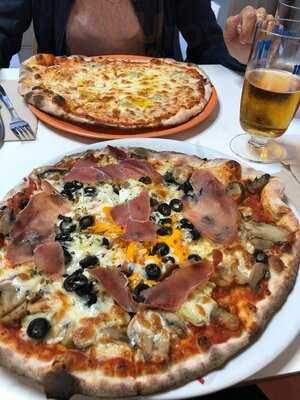 Pizzeria Pronto! Pizza