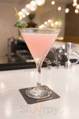 Líquido Elemento Neotaberna