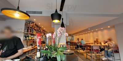 Caura Gastro Bar